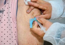 Baixa vacinação de idosos acende alerta para casos de síndrome respiratória aguda