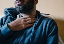 Sintomas e autoexame ajudam a identificar tumores de cabeça e pescoço