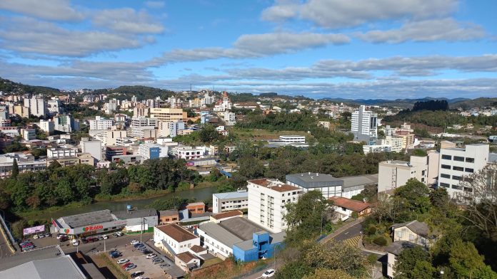 Foto panorâmica da região central do município de Videira - SC