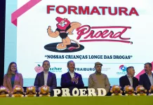 Governador participa de formatura do Proerd e anuncia recursos