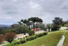 Chuvas intensas e temporais isolados em SC