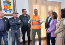 Asfalto entre Iomerê e Pinheiro Preto é debatido em reunião