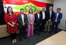 Shein oficializa produção de peças em Santa Catarina
