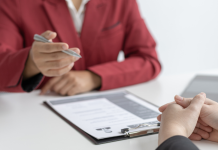 Taxa de desemprego cai para 7,8% em agosto, revela IBGE