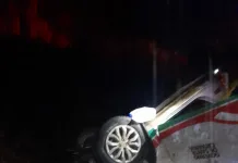 Carro da Saúde colide em capivara e capota na SC-452, em Monte Carlo