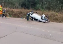 Capotamento na Perimetral Norte em Caçador