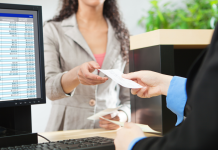 Bancos funcionam na sexta-feira com atendimento normal