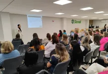 Unimed realiza palestra ‘Outubro Rosa’ na Sicredi Caçador