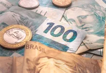 Receita Federal abre consulta ao 4º lote de restituição do IR 2024