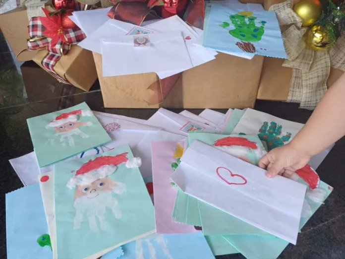RBV Rádios de Videira lança a campanha “Adote uma cartinha de Natal e faça uma criança feliz”