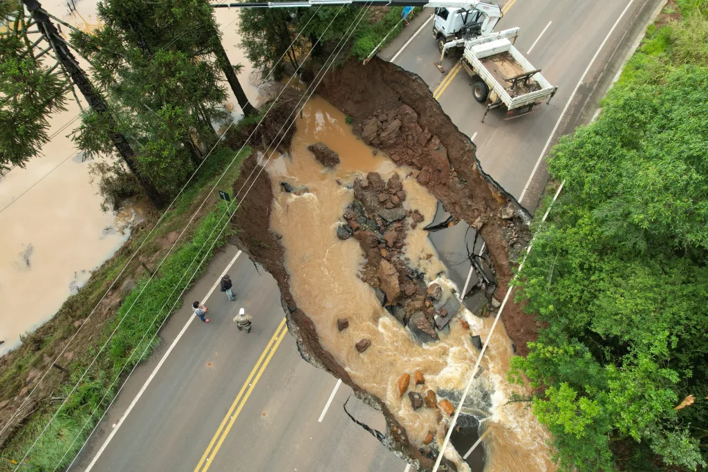 Trecho da Rodovia SC - 135 em Rio das Antas