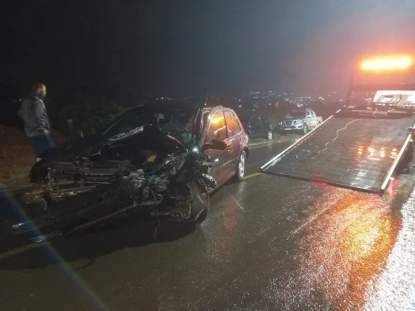 Acidente deixa pessoas feridas na Avenida Fhado Thomé em Caçador