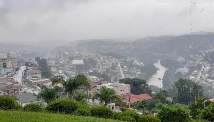 Previsão do Tempo: Santa Catarina segue com nebulosidade e algumas aberturas de sol