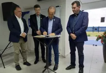 Governador Jorginho Mello inaugura obra no aeroporto de Caçador