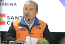 Governador Jorginho Mello estará em Caçador na quinta-feira Governador Jorginho Mello estará em Caçador na quinta-feira