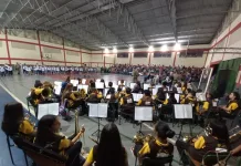Músicos do Contestado se apresentam e recebem mais elogios