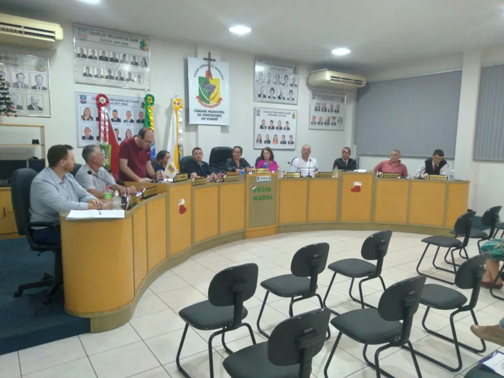 Dois projetos são aprovados na Câmara de Iomerê