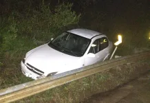 Carro sai de pista na SC-350, em Lebon Régis