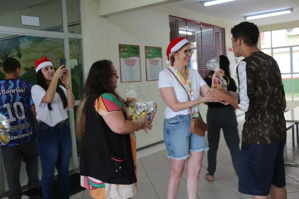 UNIARP promove ação social na Escola Wanda Krieger Gomes