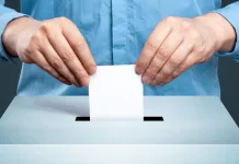 Escolas estaduais elegem seus diretores neste domingo e segunda-feira