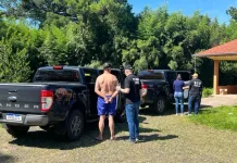 Prisão de casal acusado de duplo homicídio em Treze Tílias é prorrogada