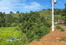 Acidente deixa mulher ferida na manhã desta segunda