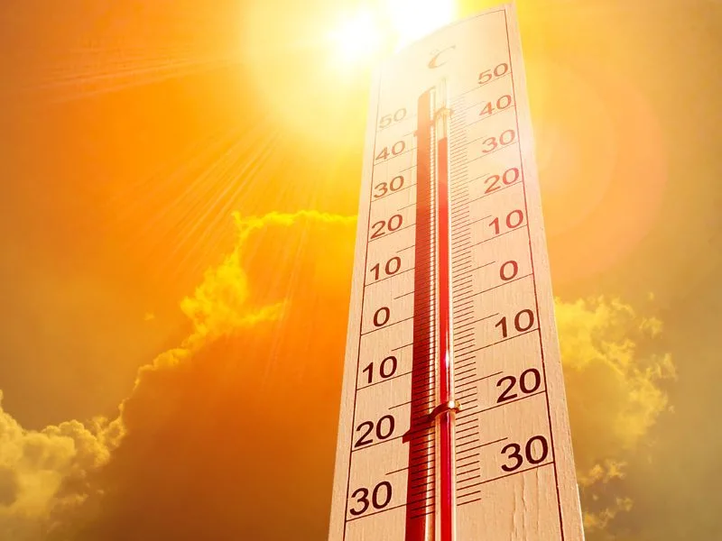 Previsão do tempo: sol retorna na terça e calor passa dos 30°C em SC