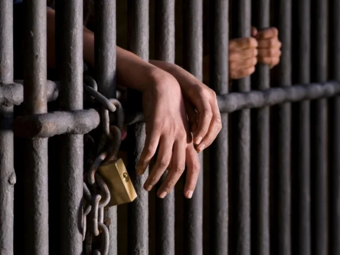 Em SC, 63 presos não retornaram de ‘saidinha’ de Natal