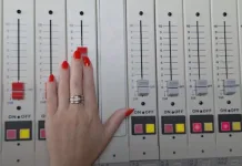 Mulheres conquistam presença cada vez maior no rádio