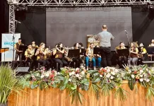 Músicos do Contestado abrem evento da educação em Concórdia