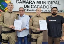 Ato de bravura de PMs é reconhecido na Câmara de Caçador