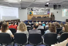 Comunidade debate regularização de áreas urbanas consolidadas no município
