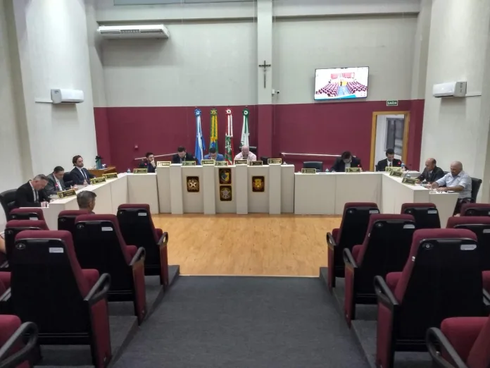 Câmara de Videira vota três projetos e uma emenda nesta terça (5)