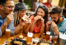 Expo Videira 2026 terá 10 entidades beneficentes com opções de alimentação Expo Videira 2026 terá 10 entidades beneficentes com opções de alimentação