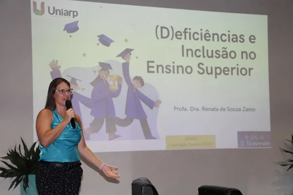 Capacitação Docente da UNIARP discute deficiências e inclusão no ensino superior