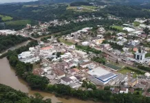 Aviso de licitação