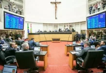 Alesc discute pacote anti-drogas e proibição de cigarro em locais públicos