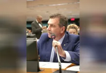 CCJ aprova relatório de Cobalchini sobre pavimentação de ruas