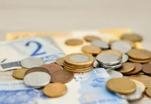 Governo federal prorroga Desenrola Brasil até 20 de maio