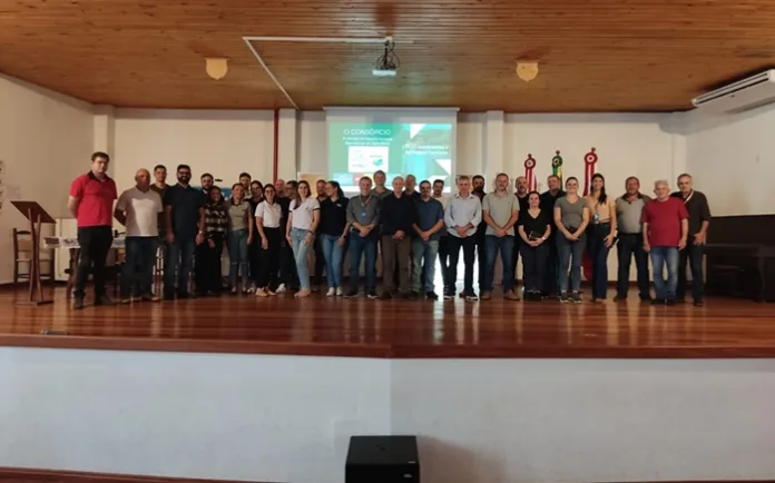 Sebrae lidera evento em Treze Tílias para fortalecer agroindústria em municípios