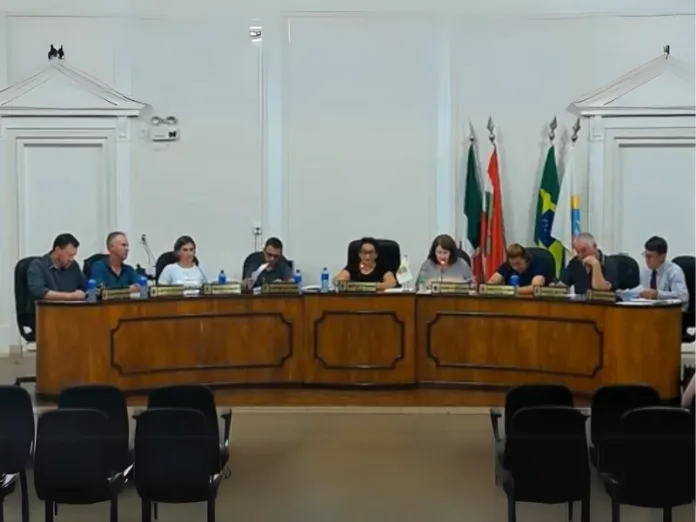Câmara Municipal de Iomerê realizou sessão ordinária