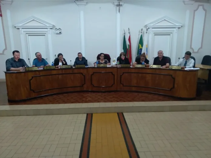 Câmara Municipal de Iomerê aprova diversos projetos