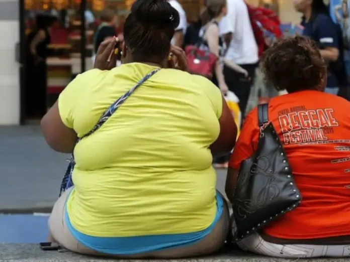 OMS alerta que uma em cada oito pessoas no mundo é obesa