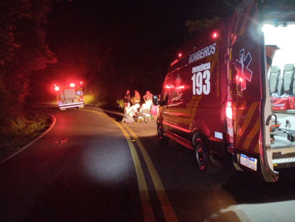 Duas ocorrências são atendidas pelos Bombeiros de Salto Veloso