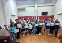 Vereadores mirins de Videira são diplomados e tomam posse