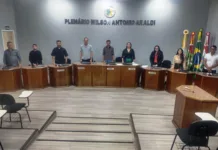 Presidente desempata votação de projeto em sessão da Câmara de Ibiam