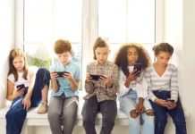 Regulamentado direitos de crianças e adolescentes em ambiente digital