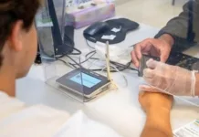 Cartórios eleitorais de SC ampliam horário de atendimento