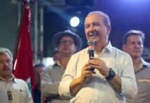 Governador visita Expotílias e destaca força da empresarial