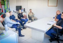 Calmon debate melhorias para as forças de segurança